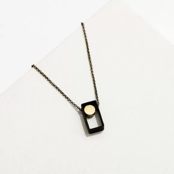 Store Eris Necklace Necklaces